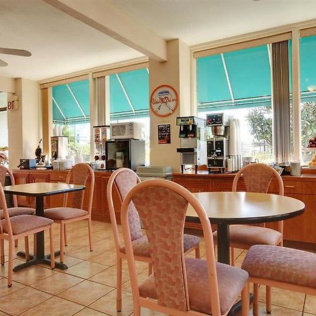 Americas Best Value Inn Houston Restaurant photo