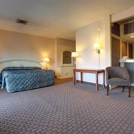Americas Best Value Inn Houston Room photo