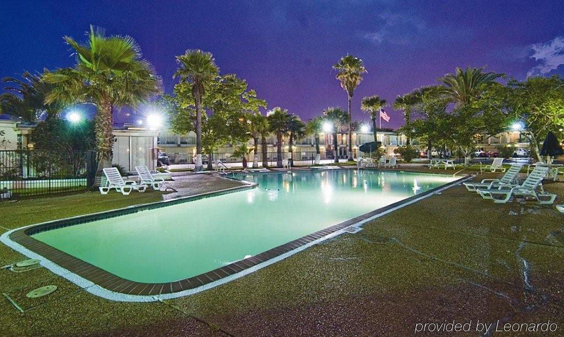 Americas Best Value Inn Houston Facilities photo