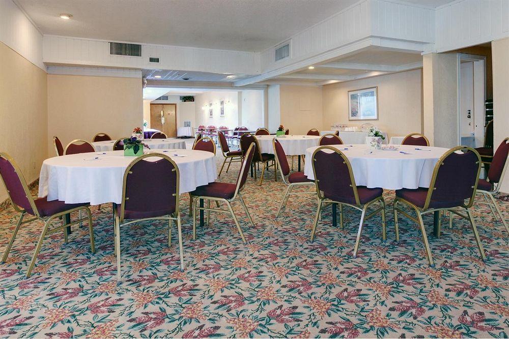 Americas Best Value Inn Houston Facilities photo